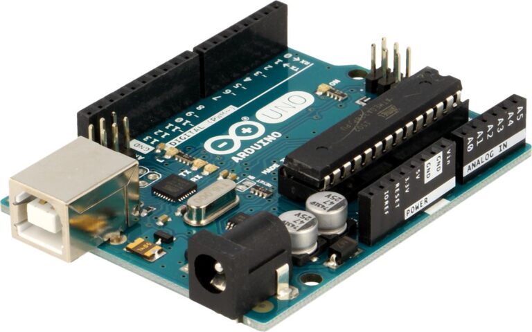 Fot. 4. Arduino Uno R3 polecane dla początkujących.